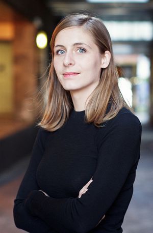 Eleanor Catton Booker Prize winner