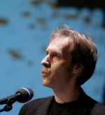 Jan Lauwereyns performing at Poetry International 2007.