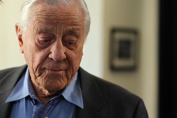 Ben Bradlee published the Pentagon Papers and the Wodward Bernstein articles that ultimately forced Nixon s resignation