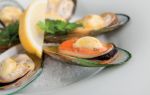 Mussels with Garlic Butter